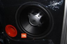 JBL-GT5-15-38CM-Kabinli-Subwoofer-Kutu-Bas__44226790_0[1].jpg